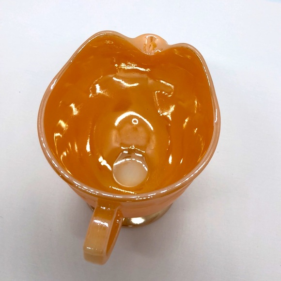 Fireking Peach Luster Creamer - Picture 5 of 5
